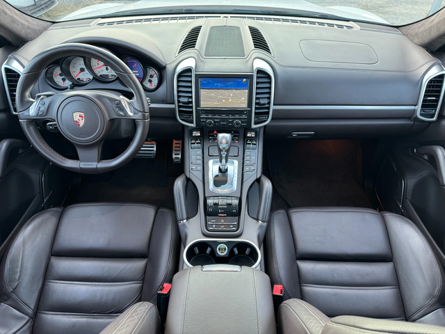 Porsche Cayenne Turbo ! Напълно обслужена! SWISS ! - автомобили, коли, обяви за нови и употребявани 8