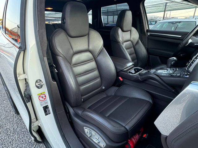 Porsche Cayenne Turbo ! Напълно обслужена! SWISS ! - автомобили, коли, обяви за нови и употребявани 9