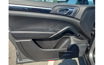 Porsche Cayenne 2016* FACELIFT* BOSE* LANE ASSIST* ОБДУХ* KEYLESS* - автомобили, коли, обяви за нови и употребявани 12