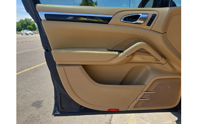 Porsche Cayenne S* BOSE* ВЪЗДУХ* LANE ASSIST* ОБДУХ* ПОДГРЕВ* КАМЕ - автомобили, коли, обяви за нови и употребявани 10