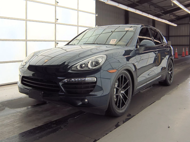 Porsche Cayenne S* BOSE* ВЪЗДУХ* LANE ASSIST* ОБДУХ* ПОДГРЕВ* КАМЕ - автомобили, коли, обяви за нови и употребявани 1