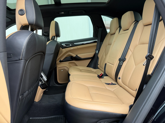 Porsche Cayenne Реален пробег - автомобили, коли, обяви за нови и употребявани 12