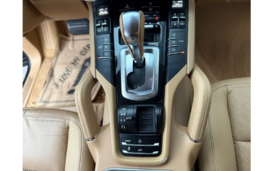 Porsche Cayenne Bose+ BiXenon+ 3.0TDI+ 245kc+ 8ZF - автомобили, коли, обяви за нови и употребявани 10