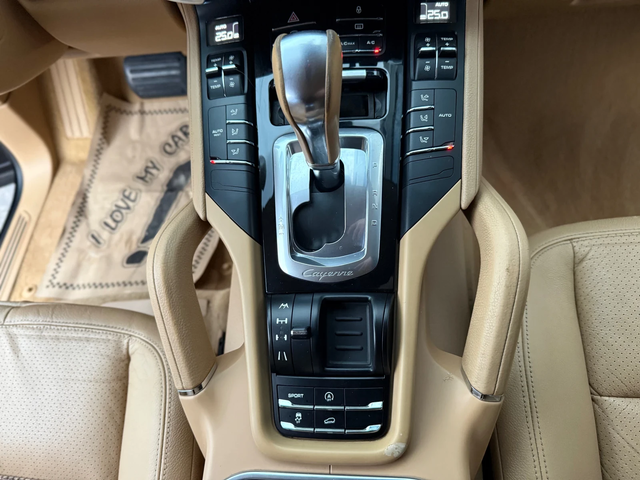 Porsche Cayenne Bose+ BiXenon+ 3.0TDI+ 245kc+ 8ZF - автомобили, коли, обяви за нови и употребявани 10