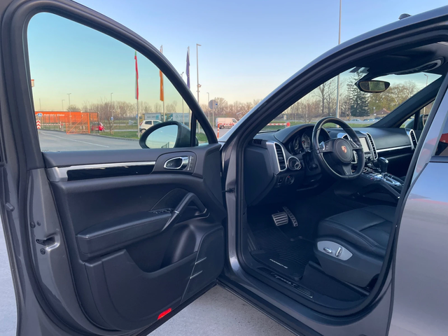 Porsche Cayenne S Disel 4.2TDI GERMANY - автомобили, коли, обяви за нови и употребявани 8