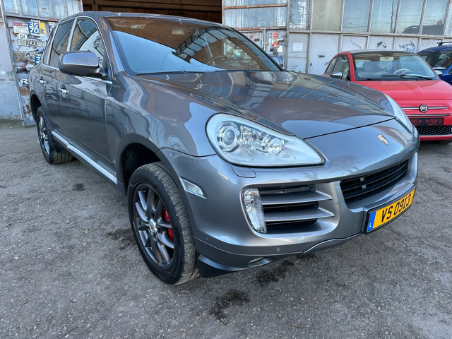 Porsche Cayenne 3.0d  Facelift - автомобили, коли, обяви за нови и употребявани 1