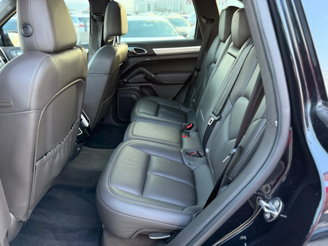 Porsche Cayenne 3.6i* 2017г* 94.000КМ* FULL MAX* Топ Състояние* - автомобили, коли, обяви за нови и употребявани 13