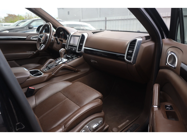 Porsche Cayenne Cayenne - автомобили, коли, обяви за нови и употребявани 7