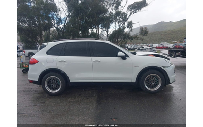 Porsche Cayenne 3.0L V-6 DI, DOHC, VVT, TURBO, 240HP All Wheel Drive - автомобили, коли, обяви за нови и употребявани 13