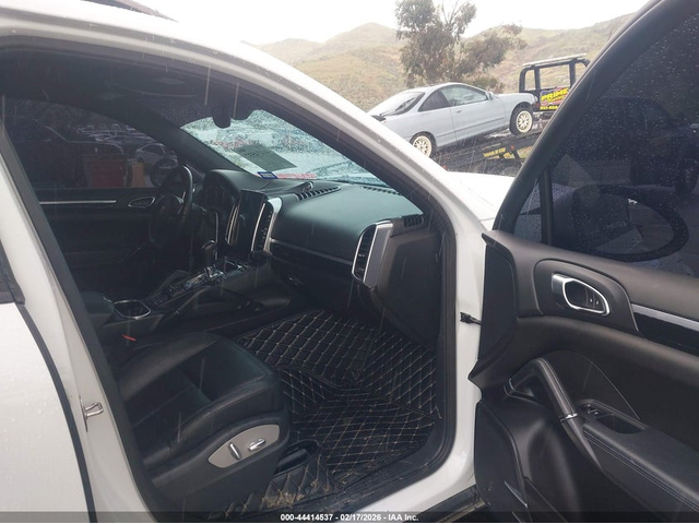 Porsche Cayenne 3.0L V-6 DI, DOHC, VVT, TURBO, 240HP All Wheel Drive - автомобили, коли, обяви за нови и употребявани 4