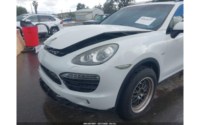 porsche-cayenne-3-0l-v-6-di-dohc-vvt-turbo-240hp-all-wheel-drive - 5