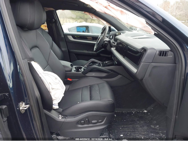 Porsche Cayenne 3.0L V-6 DI, DOHC, VVT, TURBO, 348HP All Wheel Drive - автомобили, коли, обяви за нови и употребявани 4