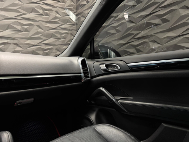 Porsche Cayenne Sport Chrono* BOSE* Подгрев - автомобили, коли, обяви за нови и употребявани 16