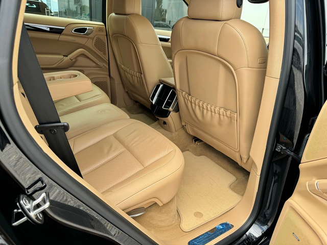 Porsche Cayenne 3.0d Подгрев/Панорама/Камера - автомобили, коли, обяви за нови и употребявани 13