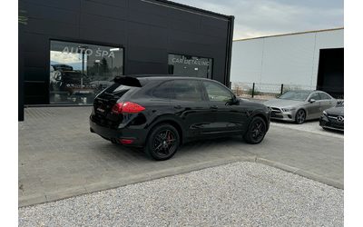porsche-cayenne - 3