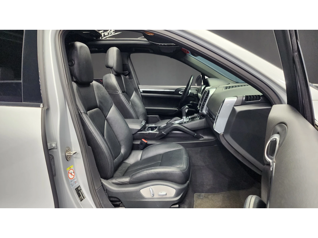 Porsche Cayenne 3.0 autogeorge.com - автомобили, коли, обяви за нови и употребявани 10