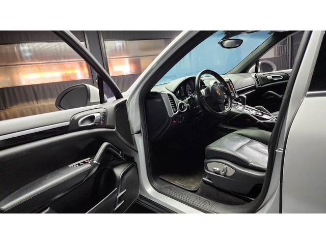 Porsche Cayenne 3.0 autogeorge.com - автомобили, коли, обяви за нови и употребявани 9