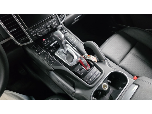 Porsche Cayenne 3.0 autogeorge.com - автомобили, коли, обяви за нови и употребявани 8