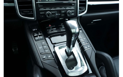 Porsche Cayenne * E Hybrid * CARFAX * ЦЕНА ДО БГ - автомобили, коли, обяви за нови и употребявани 15