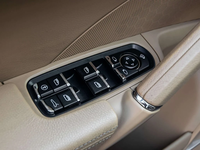 Porsche Cayenne * CARFAX * ЦЕНА ДО БГ - автомобили, коли, обяви за нови и употребявани 11