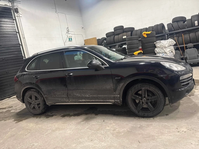 Porsche Cayenne * Diesel * CARFAX * ЦЕНА ДО БГ - автомобили, коли, обяви за нови и употребявани 3