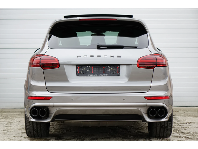 Porsche Cayenne GTS OPTIC* HD MATRIX LIGTS* BOSE* PANO* - автомобили, коли, обяви за нови и употребявани 5
