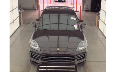 porsche-cayenne - 1