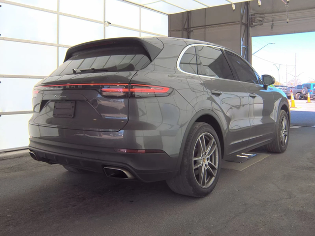 Porsche Cayenne | 360 КАМЕРИ | ПАНОРАМА | MATRIX | KEYLESS - автомобили, коли, обяви за нови и употребявани 3