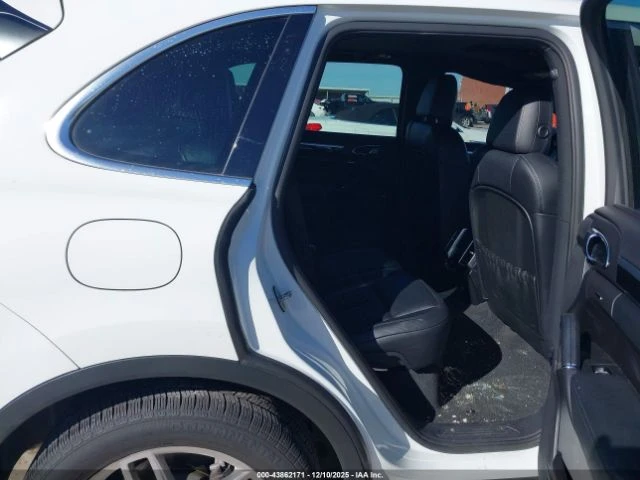 Porsche Cayenne - автомобили, коли, обяви за нови и употребявани 10