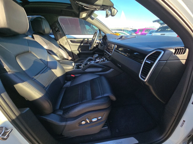 Porsche Cayenne - автомобили, коли, обяви за нови и употребявани 8