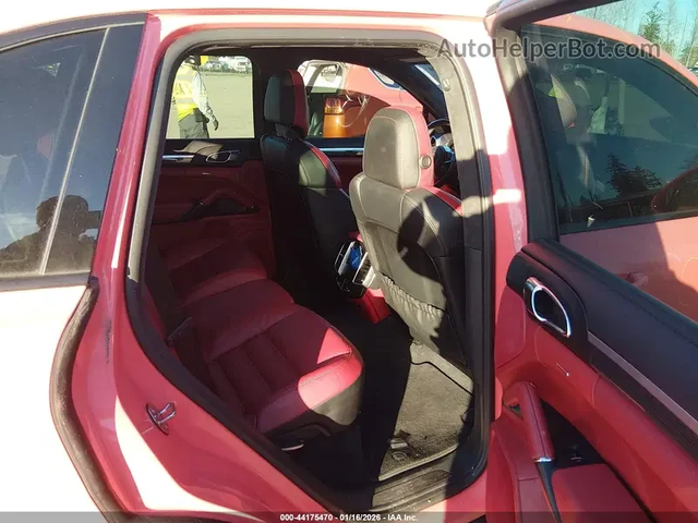 Porsche Cayenne GTS - автомобили, коли, обяви за нови и употребявани 9