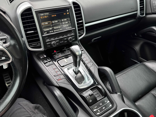 Porsche Cayenne S* PANO* Задна камера* Предна камера* Обдухване* - автомобили, коли, обяви за нови и употребявани 8