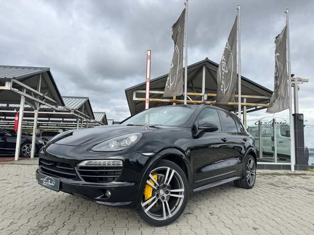 Porsche Cayenne 3.0d#GTS-SPORT DESIGN#PANO#ОБДУХ#AIRMAT#FULL#245kc - автомобили, коли, обяви за нови и употребявани 0