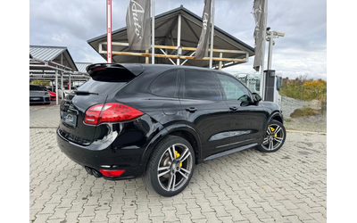porsche-cayenne - 2