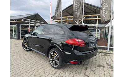 porsche-cayenne - 3