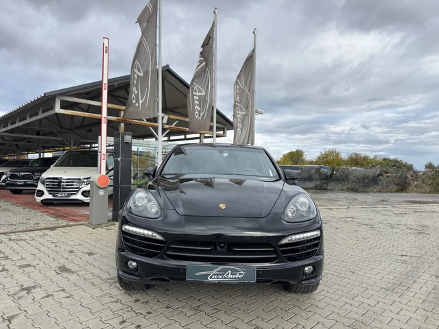 Porsche Cayenne 3.0d#GTS-SPORT DESIGN#PANO#ОБДУХ#AIRMAT#FULL#245kc - автомобили, коли, обяви за нови и употребявани 7