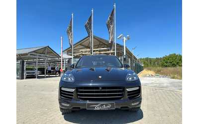 porsche-cayenne - 2