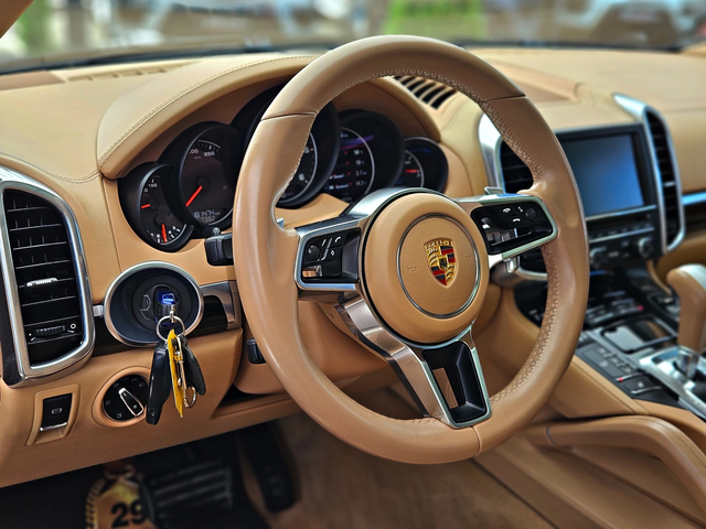 Porsche Cayenne ! S/3.0TDI/FULL LED/CAMERA/PANO/BOSE/ПОДГРЕВ/F1/LI - автомобили, коли, обяви за нови и употребявани 9