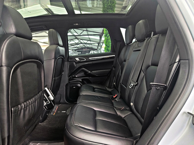 Porsche Cayenne S/4.2TDI/FACE/LED/GERMANY/PANO/CAMERA/ПОДГРЕВ/LIZI - автомобили, коли, обяви за нови и употребявани 15