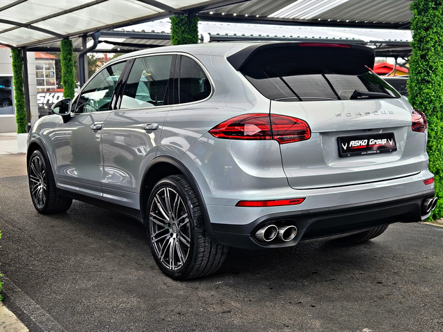 Porsche Cayenne S/4.2TDI/FACE/LED/GERMANY/PANO/CAMERA/ПОДГРЕВ/LIZI - автомобили, коли, обяви за нови и употребявани 6