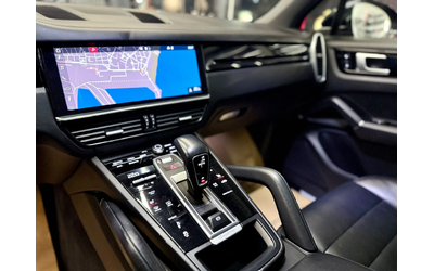 Porsche Cayenne * Панорама* CarPlay* Лизинг - автомобили, коли, обяви за нови и употребявани 11