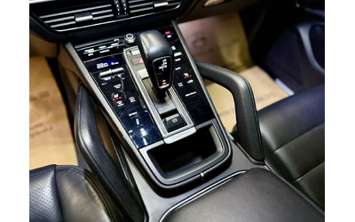 Porsche Cayenne * Панорама* CarPlay* Лизинг - автомобили, коли, обяви за нови и употребявани 12
