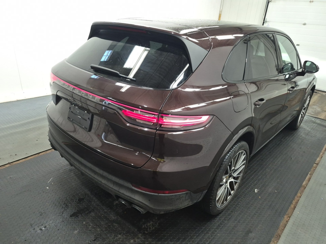 Porsche Cayenne 3L 6cyl AWD - автомобили, коли, обяви за нови и употребявани 2