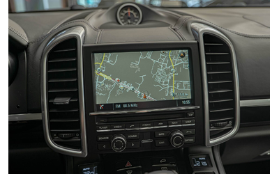 Porsche Cayenne 4.2TDI/PDLS/PCM/Chrono/Sport-Edition/Подгрев - автомобили, коли, обяви за нови и употребявани 13