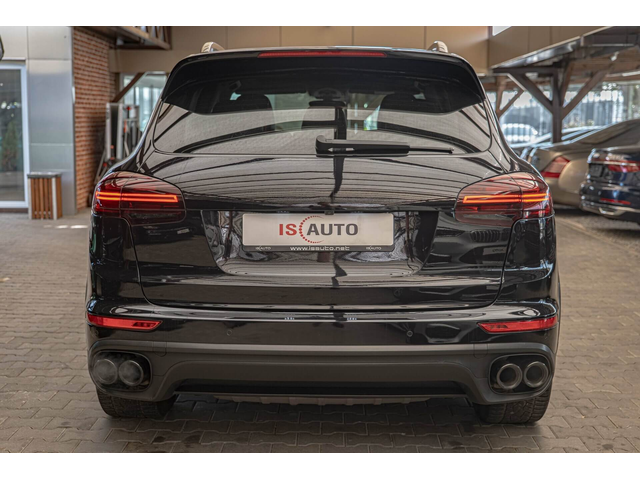 Porsche Cayenne 4.2TDI/PDLS/PCM/Chrono/Sport-Edition/Подгрев - автомобили, коли, обяви за нови и употребявани 3