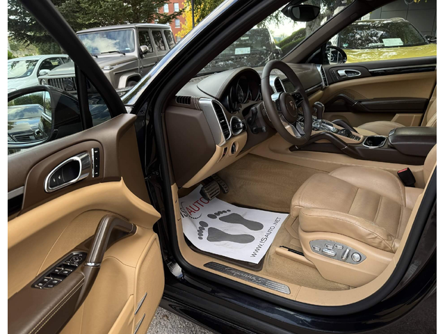 Porsche Cayenne 4.2TDI/RSE/Club Sport/PDLS/PCM/Sport Design/Камера - автомобили, коли, обяви за нови и употребявани 7