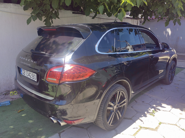 Porsche Cayenne 4.8 - автомобили, коли, обяви за нови и употребявани 5
