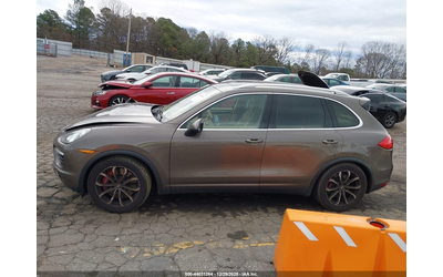 Porsche Cayenne 4.8L V-8 DI, DOHC, VVT, TURBO, 500HP All Wheel Drive - автомобили, коли, обяви за нови и употребявани 13