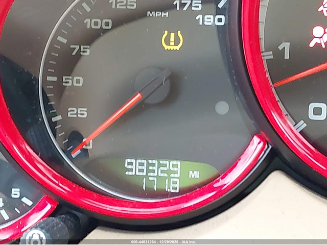 Porsche Cayenne 4.8L V-8 DI, DOHC, VVT, TURBO, 500HP All Wheel Drive - автомобили, коли, обяви за нови и употребявани 14