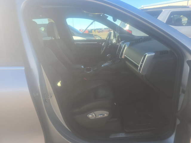 Porsche Cayenne S* PDK* ПОДГРЕВ* ОБДУХВАНЕ* 360КАМЕРА* ПАНОРАМА* - автомобили, коли, обяви за нови и употребявани 11